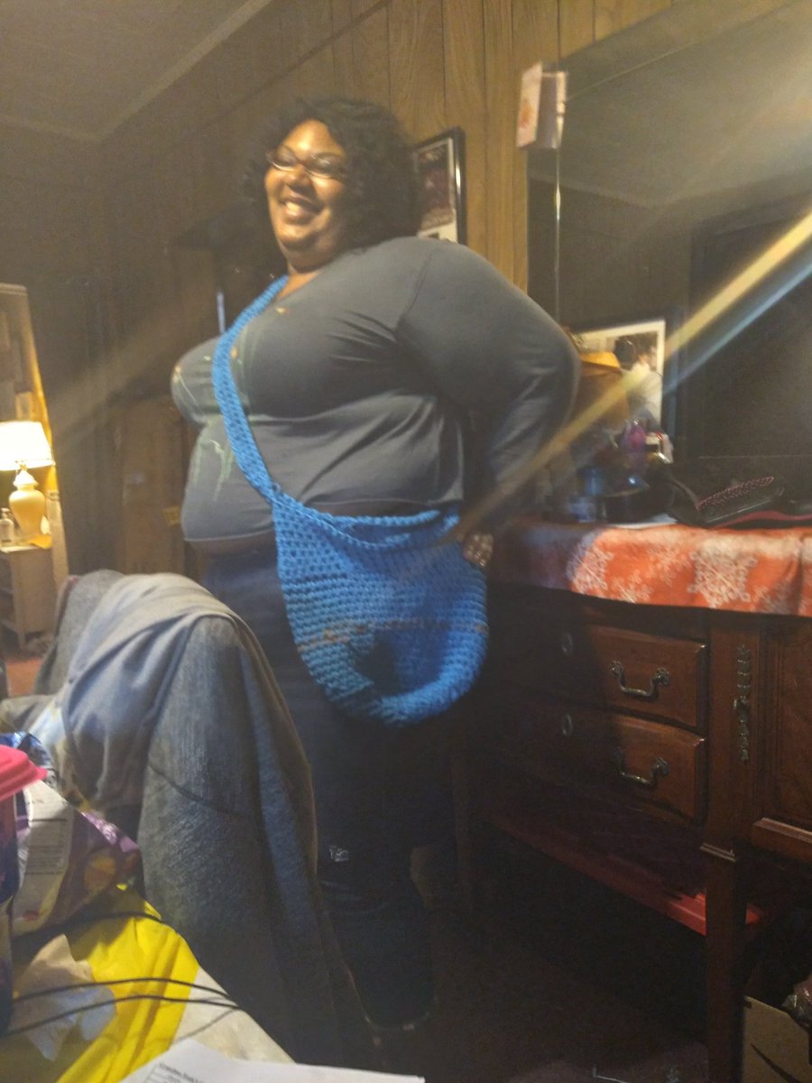 Qt1985Tan's tweet photo. Stop being thin. #StopBeingFat https://t.co/4hmbZv6alG