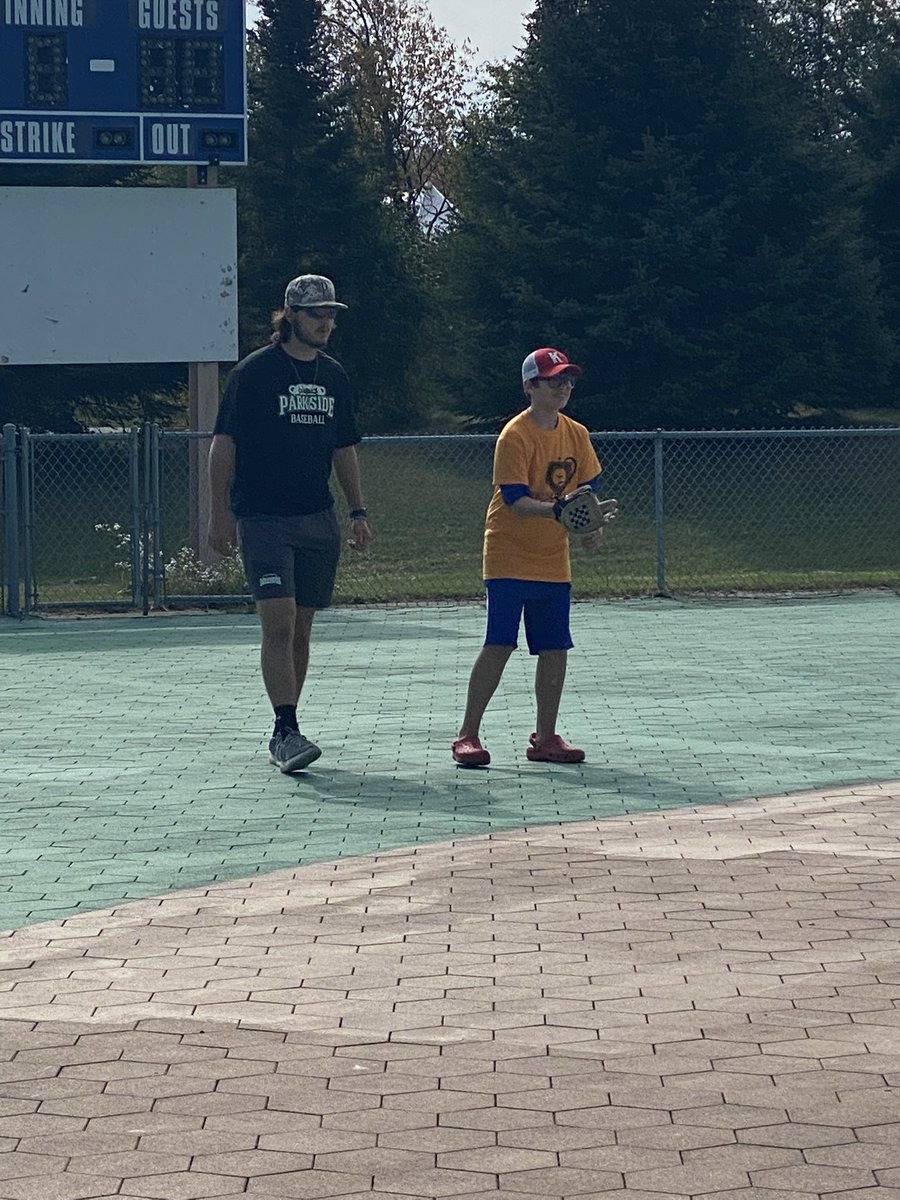 Andrew Gavin tweet media