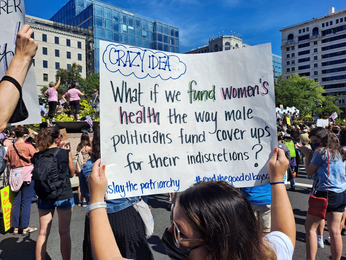 Health4AllAmer's tweet photo. I remember when I lived in DC in the 1990s I attended abortion rights protests. Can't believe we still have to be out here.
#NotGoingBackwards https://t.co/45ifclJMFB