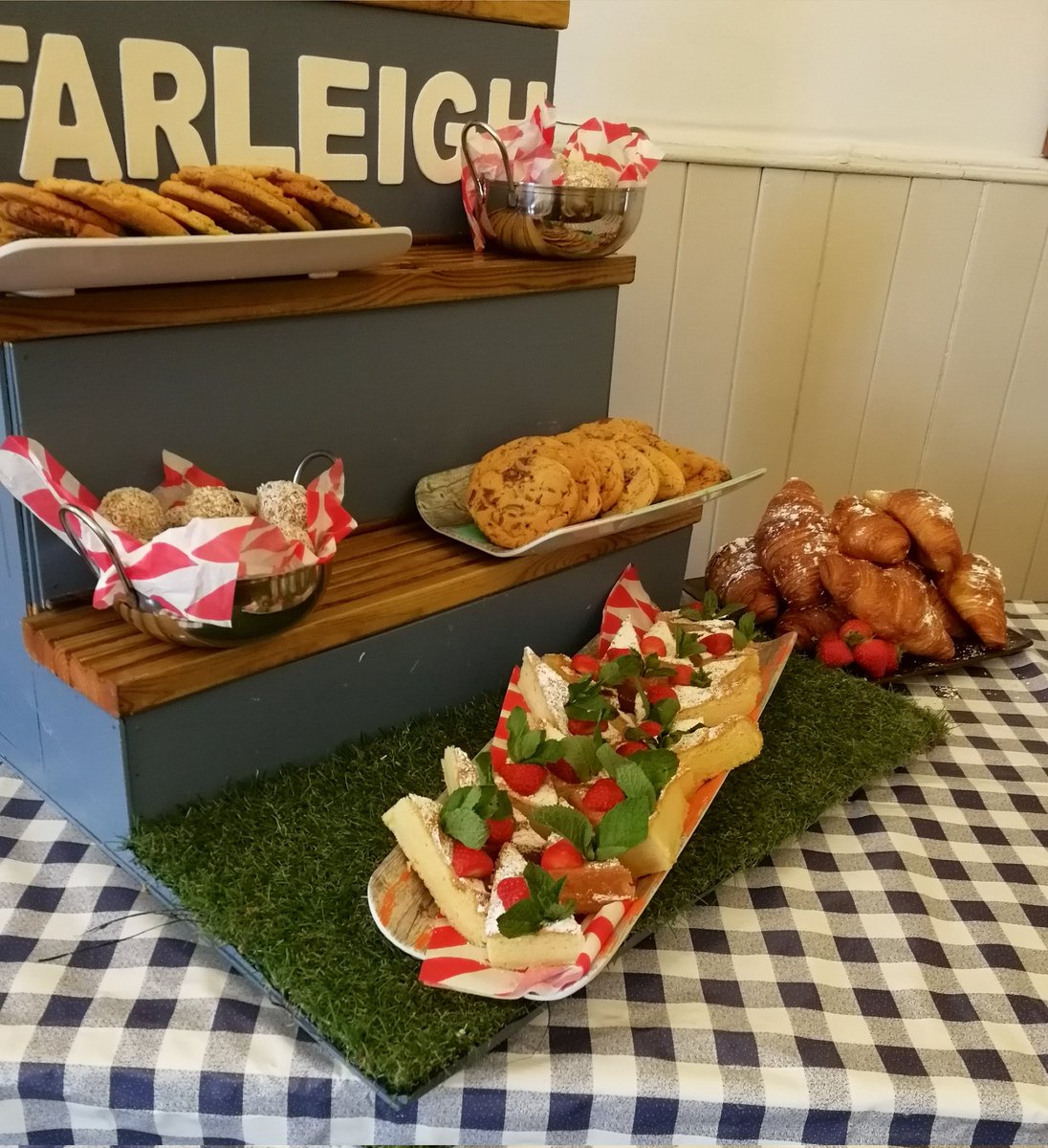 Andy Rowe tweet media