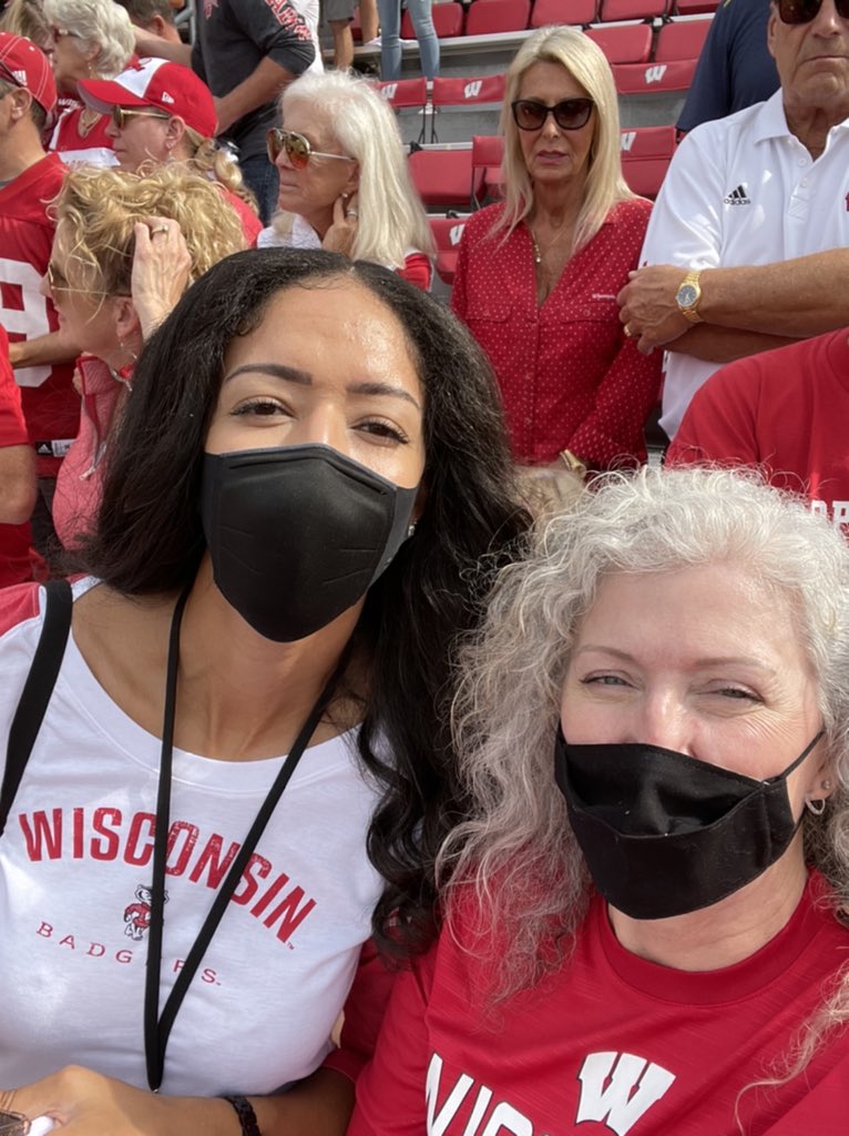 CoachGriff_'s tweet photo. #OnWisconsin https://t.co/En7beJmcpQ