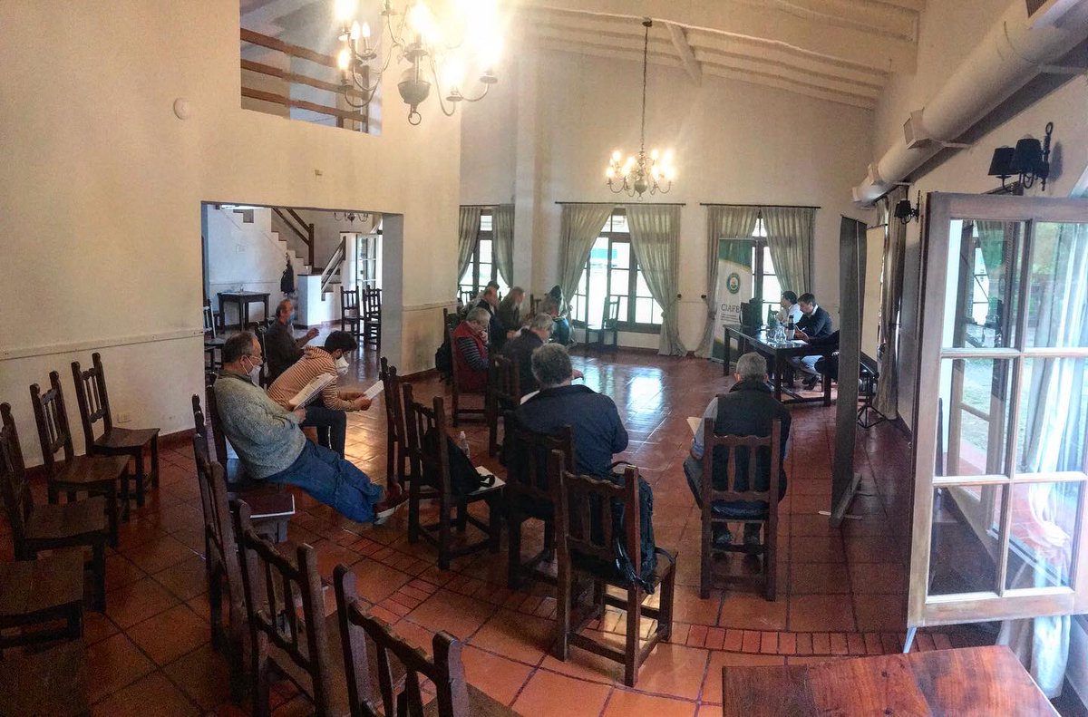 CiafbaCentro's tweet photo. #AsambleaRegional2021 de la #RegionCentro del #CIAFBA
#SomosColegio https://t.co/tTH0HdRlPM