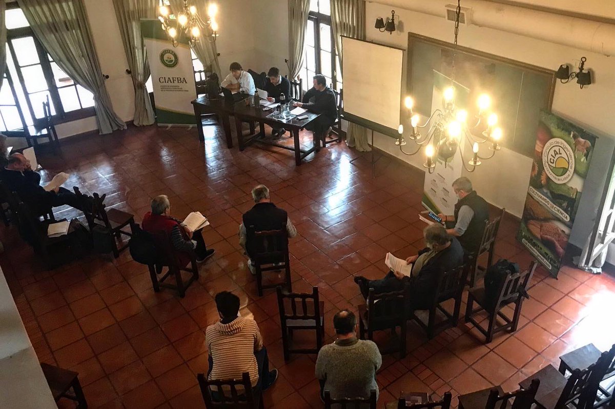 CiafbaCentro's tweet photo. #AsambleaRegional2021 de la #RegionCentro del #CIAFBA
#SomosColegio https://t.co/tTH0HdRlPM