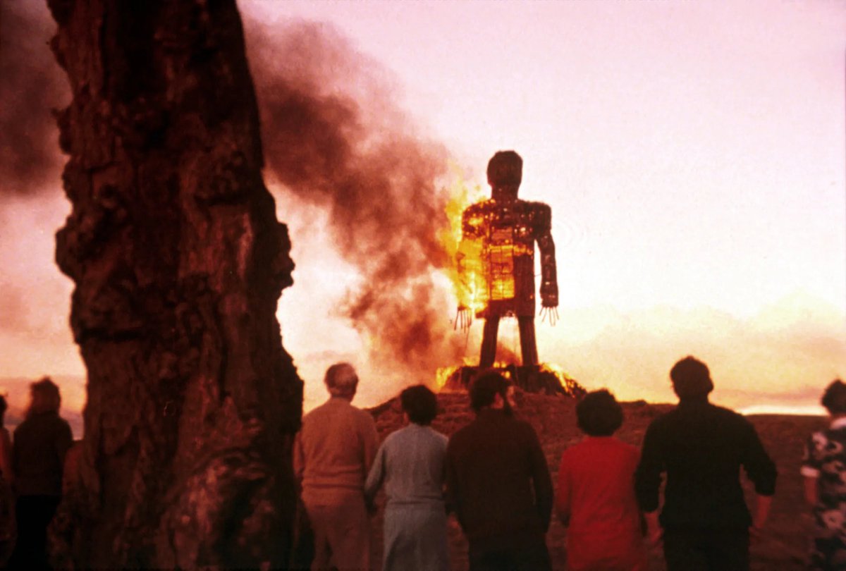 Robin Hardy, director of folk horror classic The Wicker Man (1973), was born on this day in 1929 (died 1 July 2016). Wonder if anyone has a new book out exploring the bizarre world of Summerisle, its residents and its occult rituals? Oh, Robert JE Simpson of <a href="/exclusivephd/">Exclusive Films Project (Robert J.E. Simpson)</a>! 1/