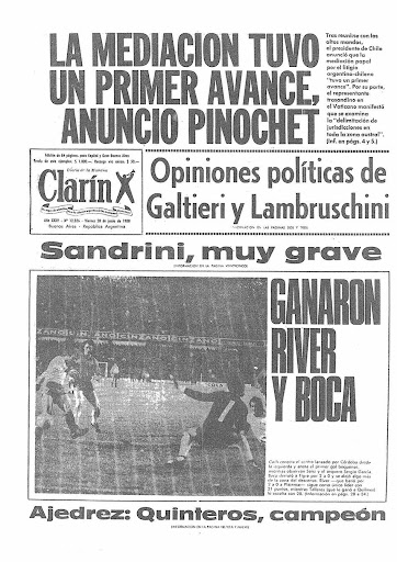 80usal's tweet photo. esta era la tapa del diario #Clarín en junio de 1980! @Altax4D #Roma5 #50HuellasET https://t.co/JTe332aWra