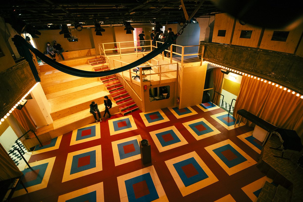 SchauspielhWien's tweet photo. WE’RE OPEN: S̵c̵h̵a̵u̵s̵p̵i̵e̵l̵h̵a̵u̵s̵ Hotel
Ab sofort MI - SO /// 16:00 - 23:00
Übernachten in der Porzellangasse 19:
FR>SA & SA>SO #bookaroom
https://t.co/v15JnppFQq
#staycurious #bookaroom #somethingdifferent #schauspielhaus #schauspielhauswien https://t.co/iFzG9cl1UG