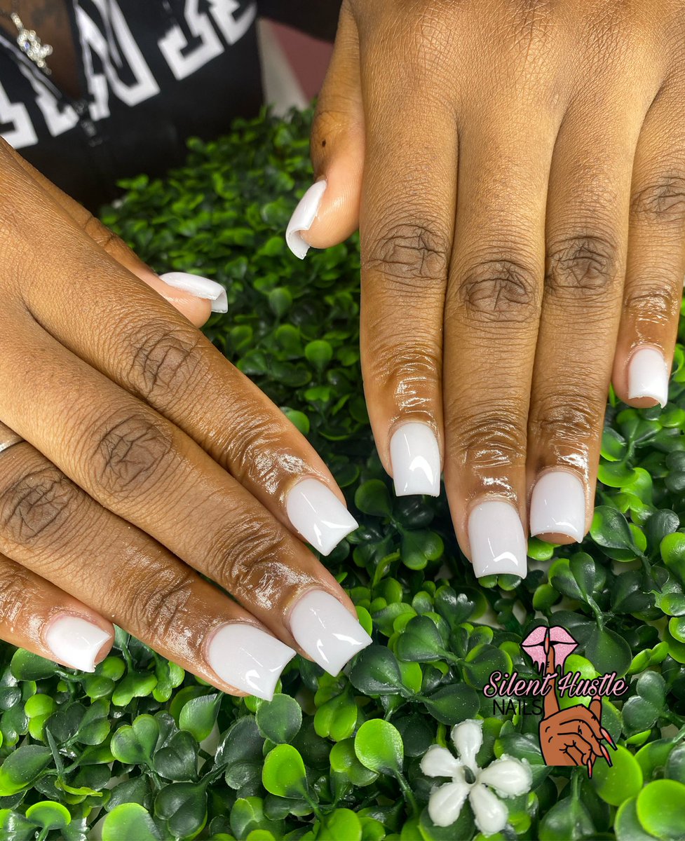 RBellezaaa's tweet photo. A sharp, square, short set is always a go to 😍 Just a E-file look! #idonails #atlnailtech #acrylicnails #shortnails #atlantanails #hustlers #atlantanailtech #nailideas #atlanta #nailideas #nailtech #Atlanta #CSU #GSU #CAU #nailroom #atlantanails #blknailtech #whitenails https://t.co/XZD5OR4sJp