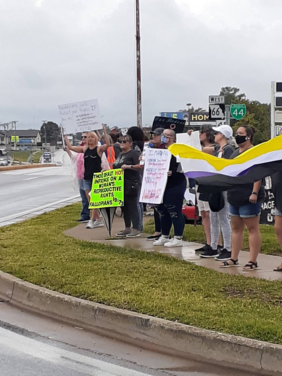 Planned Parenthood tweet media