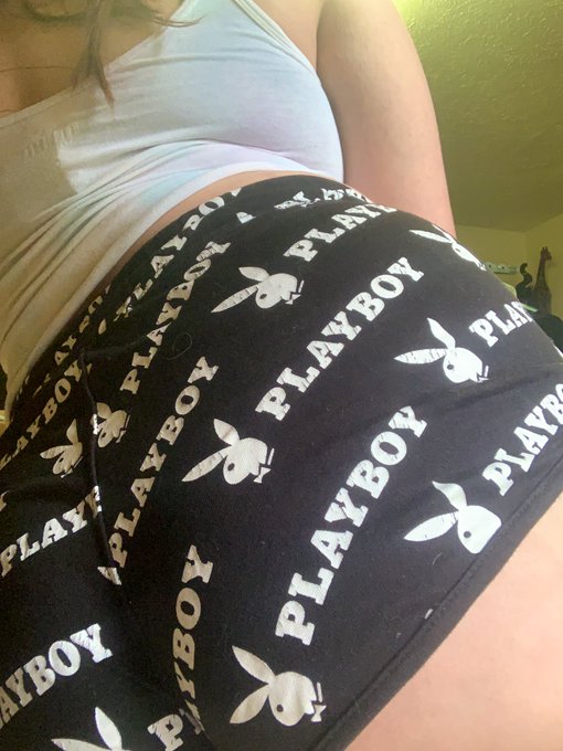 Good morning I hope everyone is having as good of a day as I am☺️😘 #nsfwtwt #domme #fetishism #onlyfans<a href="/tag/booty"class="tags"><span>#booty</span></a><a href="/tag/domme"class="tags"><span>#domme</span></a><a href="/tag/fetishism"class="tags"><span>#fetishism</span></a><a href="/tag/bodyworship"class="tags"><span>#bodyworship</span></a><a href="/tag/adultcontent"class="tags"><span>#adultcontent</span></a>