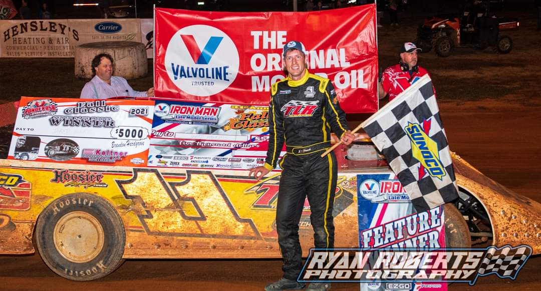 Ryan Roberts tweet media