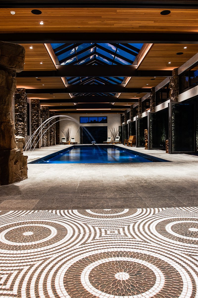 dolphin_pools_'s tweet photo. Gorgeous Pool Entrance #dolphinbuilt #indoorpool #allyearround #soakthroughtheseasons #poolfountains #luxurypool #luxuryhomes #Utah https://t.co/I5LO0NBfsl