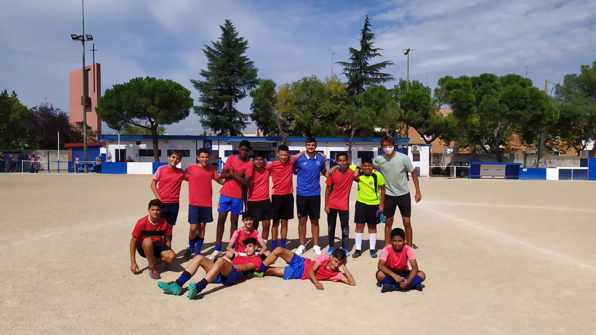 ¡Resultados de los amistosos!
Gran partido del infantil que se hizo con la victoria ➡️ 4-1. Goles de Landing (x2), Abel y Bryan.
El cadete no pudo conseguir la victoria ➡️ 1-3. Gol de Aarón.
¡A seguir con la preparación! ✌️🙂