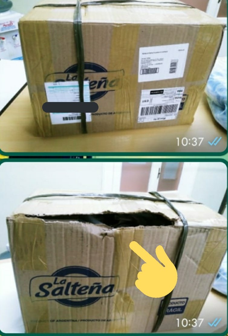 ElCuloDeRinaudo's tweet photo. No manden nada por #ViaCargo.
Esta caja estuvo "extraviada" dos días y cuando apareció, estaba abierta.
Se robaron MEDALLAS que estaban destinados a la premiación de un torneo https://t.co/tXiCkQ8dB7