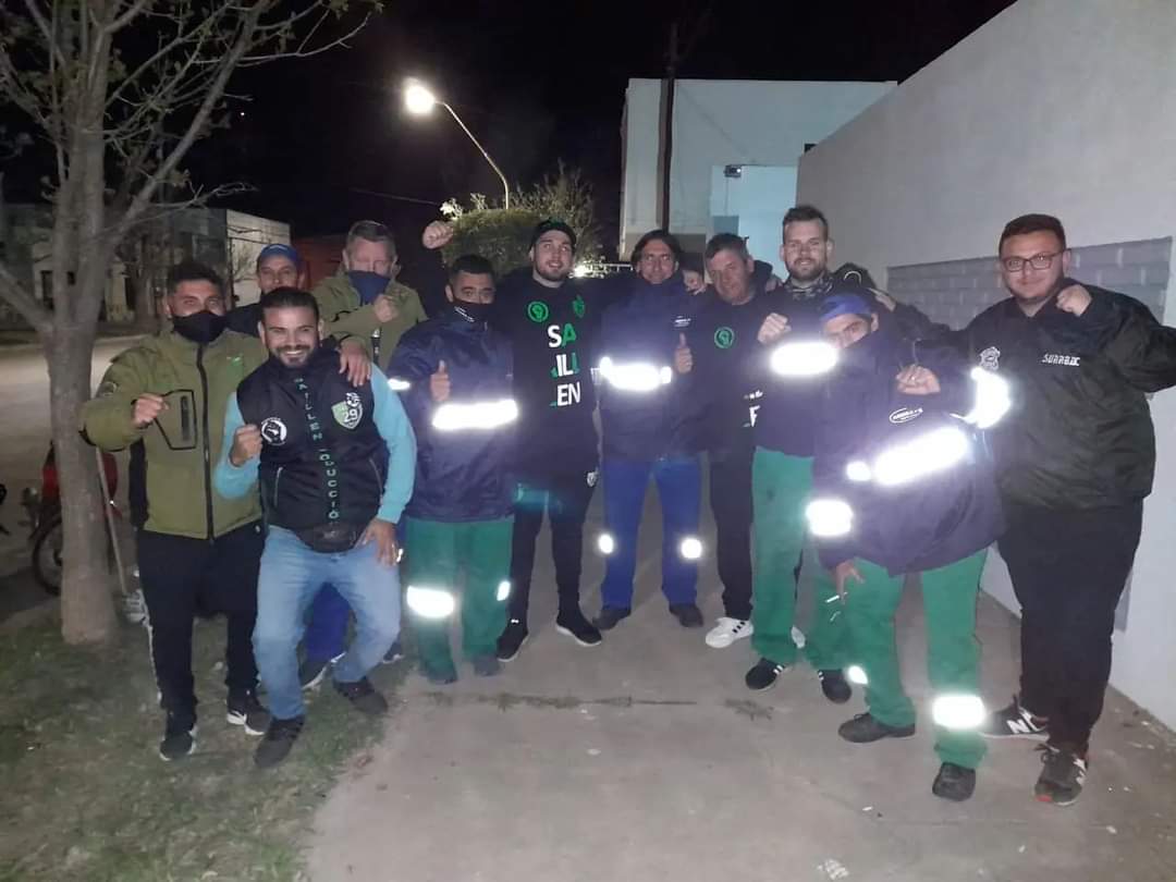 JuanSaillen's tweet photo. ¡GRACIAS, compañer@s, por su compromiso y esfuerzo en cada tarea! 
Es un orgullo construir esta institución junto a ustedes, llevar nuestros colores y seguir transitando este camino de lucha que cambió nuestra historia https://t.co/ydX6RdZhXh