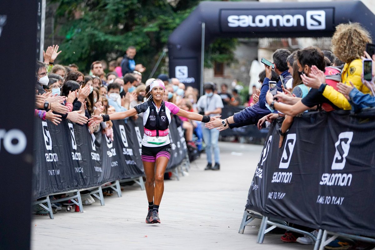 Booooooom! 💣🧨 <a href="/AZARASTORM/">Azara García de los Salmones</a> y <a href="/GEMMARATONIANA/">GEMMA ARENAS ALCAZAR</a> hacen vibrar la localidad de Bagà con la victoria de la cántabra y la segunda posición de la manchega en la distancia reina de <a href="/UltraPirineu/">Salomon Ultra Pirineu</a> ! Con esta victoria Azara se proclama campeona de las <a href="/spartantrailwc/">Spartan Trail World Championship</a> 🙌🏻

📸 DW photography