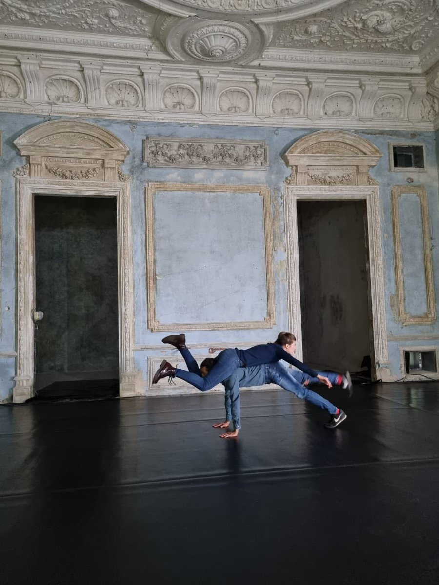 SwissUA's tweet photo. 🇨🇭modern ballet performance ANCHOR played by Elsa Couvreur from 🇨🇭-based Woman's Move dance collective & Mehdi Duman (Cie Divisar) was presented at the #GogolFest in Dnipro today. Such events give the possibility to create new cross-cultural projects https://t.co/F0IY0PP30w