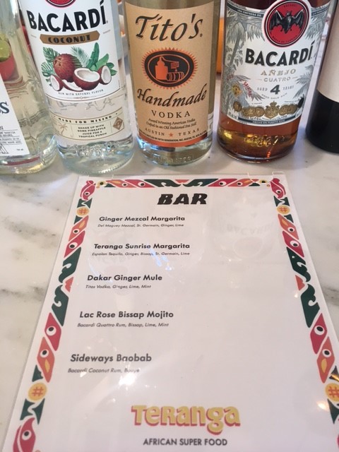 cindygallop's tweet photo. This is the kind of sight that makes a girl happy on a Friday night at @NathalieMolina's dinner salon. This, and discovering that @DaisyAD whom I saw at the @ColorCommntwk #ColorComm10 luncheon earlier, was also here! Def a salon of worldchangers 🙂#Teranga @theafricacenter https://t.co/CPMpKB54GQ