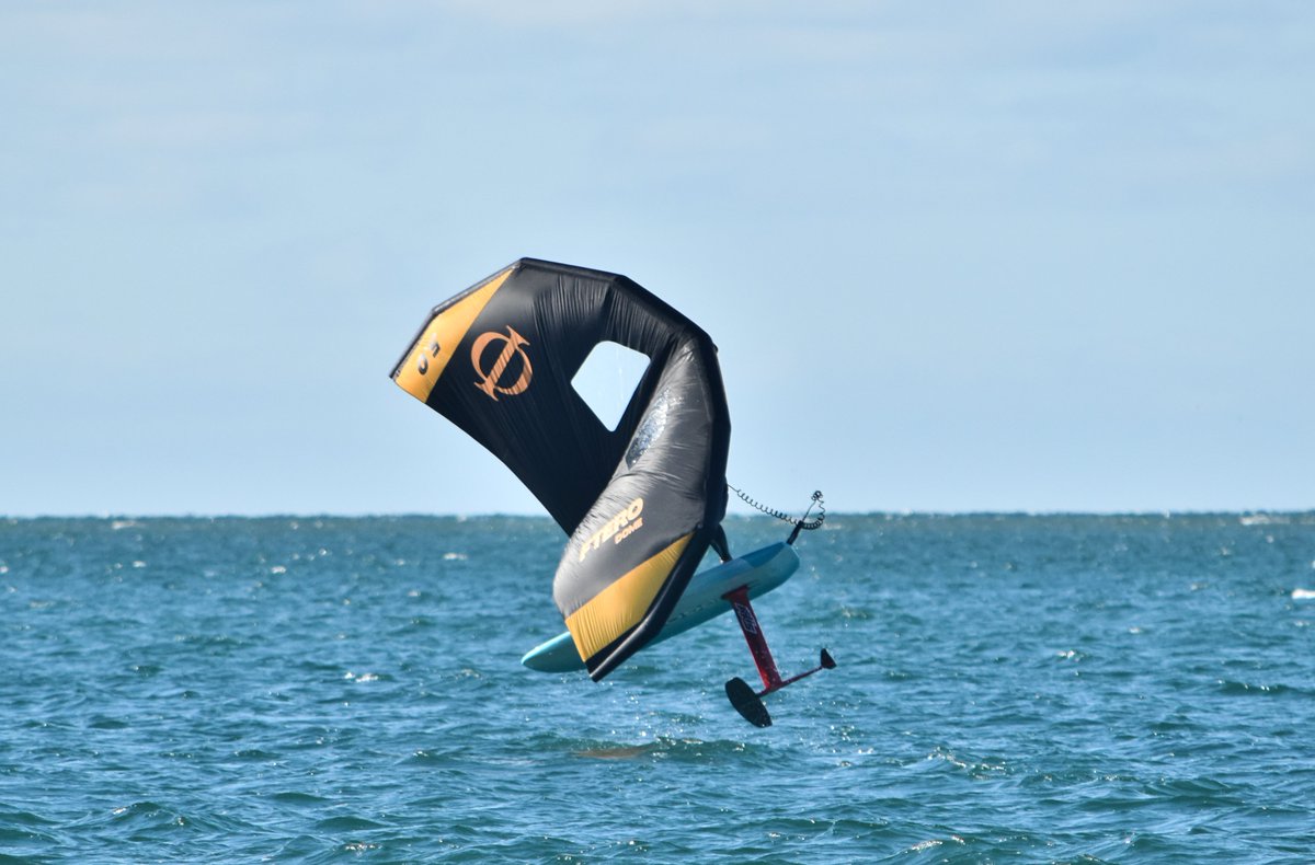 tezwoz's tweet photo. #foil gear #testing before the big winds hit today... @Windsurfing_UK @Loco_Surfing @TaheOutdoors @ftero_surf @HydeSailsUK1 #windfoil #wingfoil #wingsurf https://t.co/ffMYfxUydB