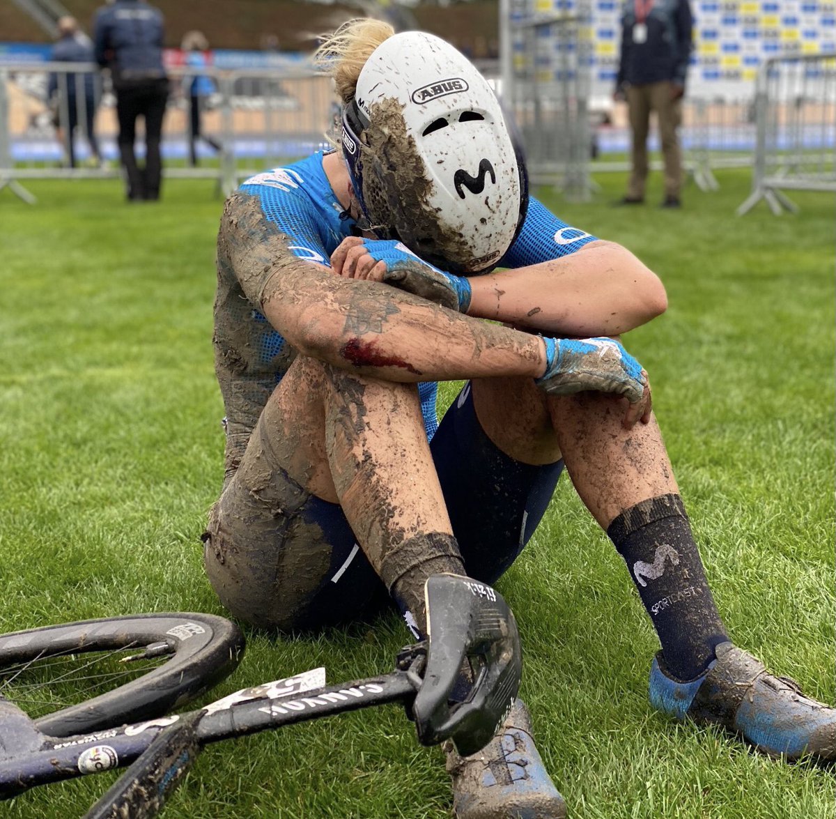 voshans's tweet photo. #Roubaix, 2 oktober 2021…
(Foto @FrejElbaek) #ParijsRoubaix 
#EmmaNorsgaard #ParisRoubaixFemmes https://t.co/4WawEL1MUs