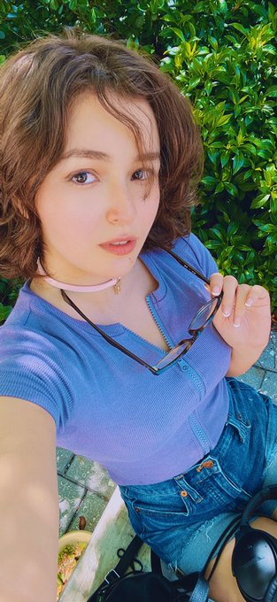 Watch Leana Lovings 💕's leaked NSFW photo on TwXstars