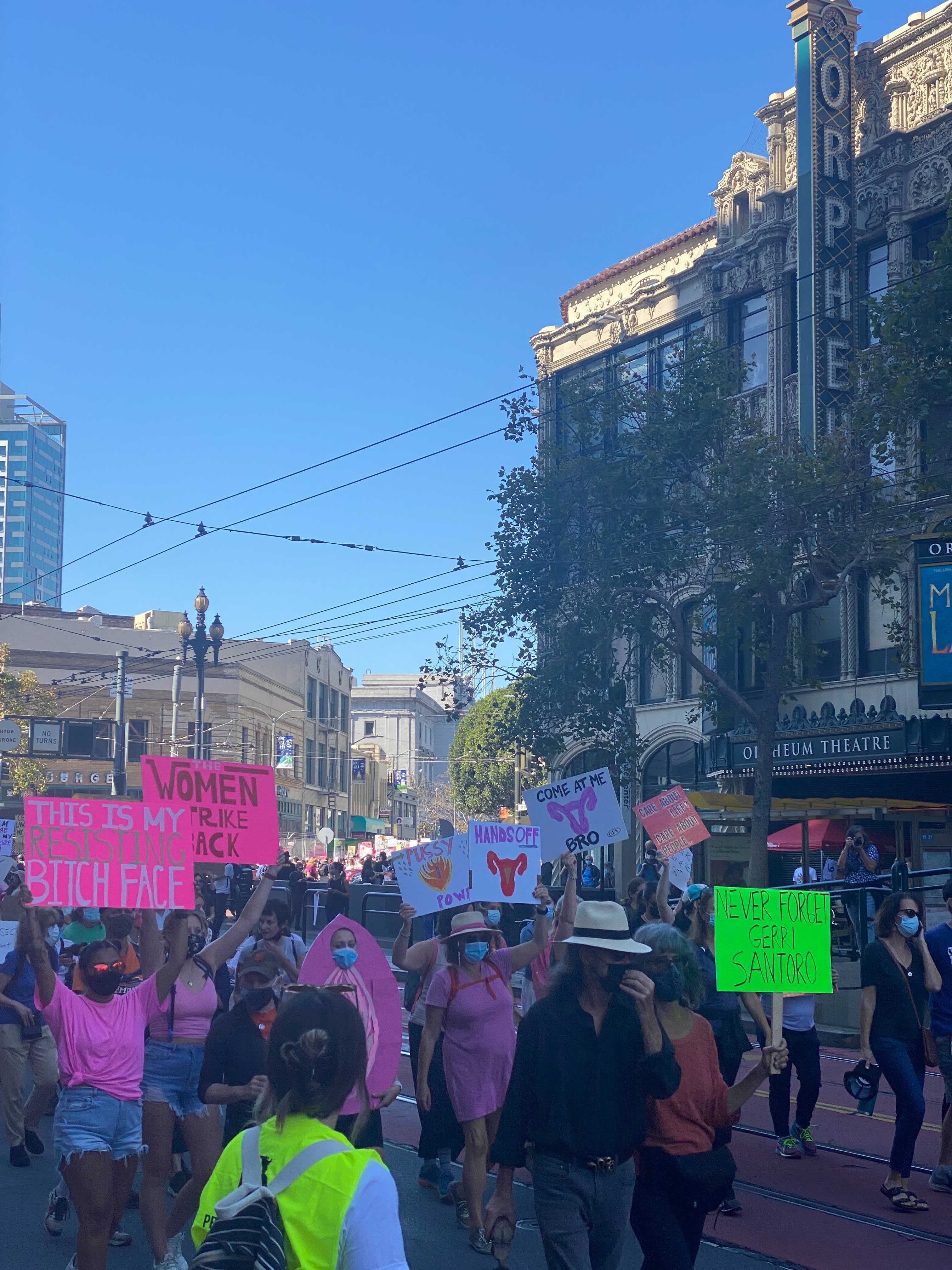 San Francisco Chronicle People Of All Ages And Genders Marched Down Market Street From Civic Center On Saturday To Protest The Recent Texas Abortion Law T Co Lvn8jngbxx Twitter