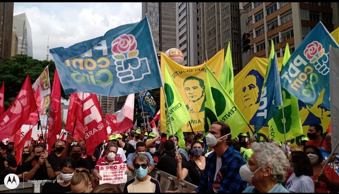 J_LIVRES's tweet photo. Av. Paulista 2 de outubro/2021
#2OutForaBolsonaro 
#2ForaBolsonaro 
📷SatodoBrasil/J_LIVRES https://t.co/XZjTV2wee0