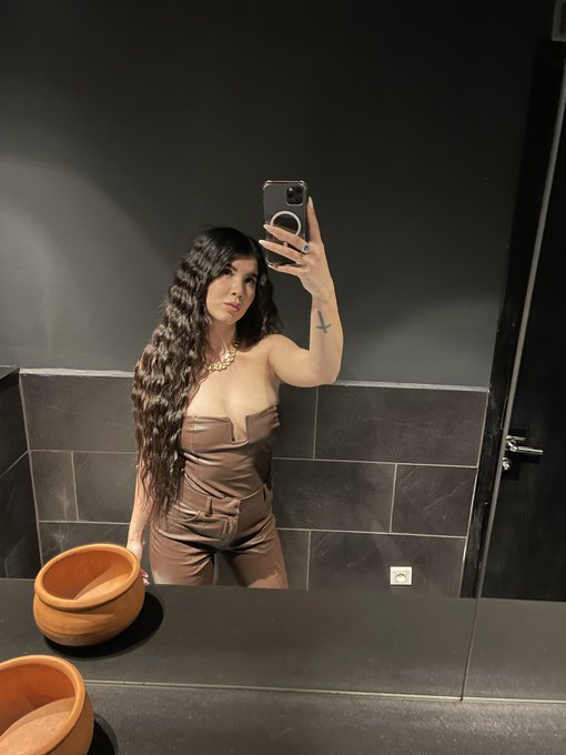 About last night https://t.co/DrloXoycVj<a href="/tag/fun"class="tags"><span>#fun</span></a><a href="/tag/production"class="tags"><span>#production</span></a><a href="/tag/porn"class="tags"><span>#porn</span></a><a href="/tag/pornlife"class="tags"><span>#pornlife</span></a>