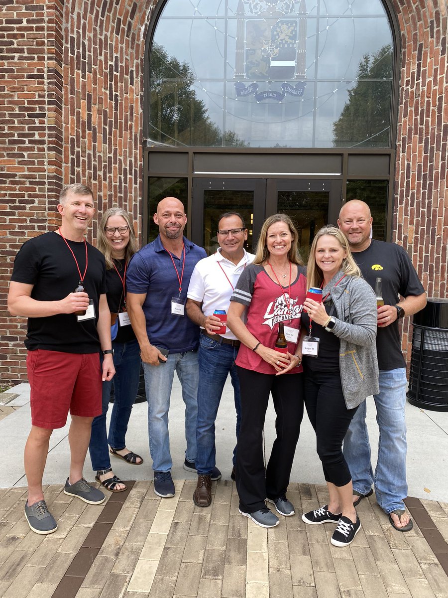 PenickBridget's tweet photo. Never did I ever think we would be served beer on @CentralCollege campus. At the chapel 🤯 #CUIHomecoming https://t.co/LqR1OiCG7Y
