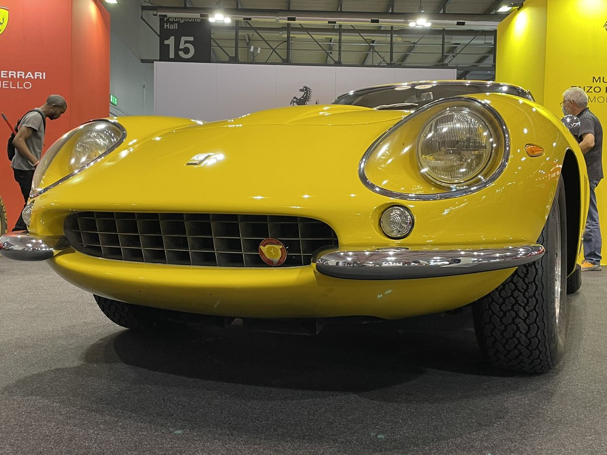 Gandalfwasme's tweet photo. #Ferrari 275 GTB 4 (1966)
#autoclassiche #milano 2021 https://t.co/qlpxCg1f2v