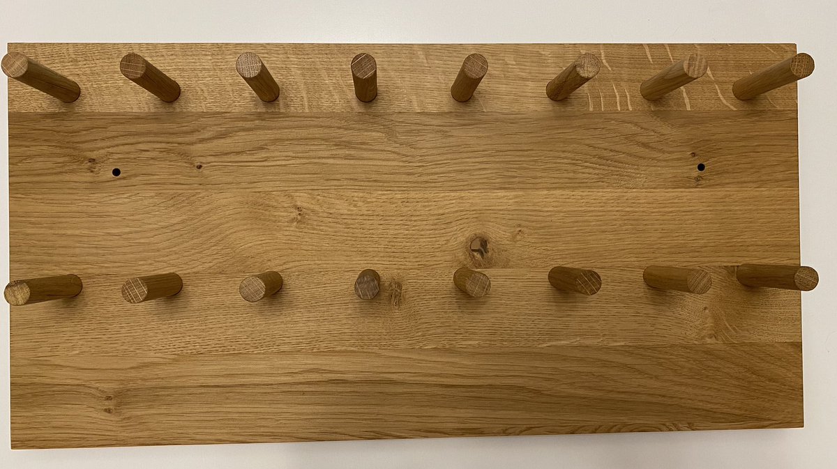 #Gewürzregal/#Gewürzhalter aus #Eichenholz/#Massivholz hochwertig geölt passend für z.B. #Ankerkraut #Gewürze in #Korkengläsern, #Küche, #Holz, #Deko smile.amazon.de/dp/B09HKWJB8F/…