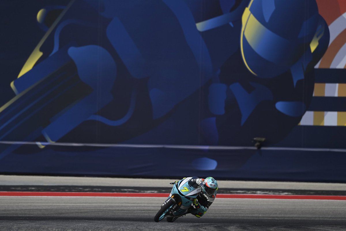 dennisfoggia71's tweet photo. #americansgp
Stiamo facendo una grande lavoro con la squadra ed ho un buon feeling con la moto. 🅿2 💪🚀

We are doing a great job with the team and I have a good feeling with the bike. 🅿2 💪🚀

#Moto3 #Motogp #DF7 #LeopardRacing #sports #Therocket71 #Moto #Motori #motomondiale https://t.co/IcRVZXzG0B