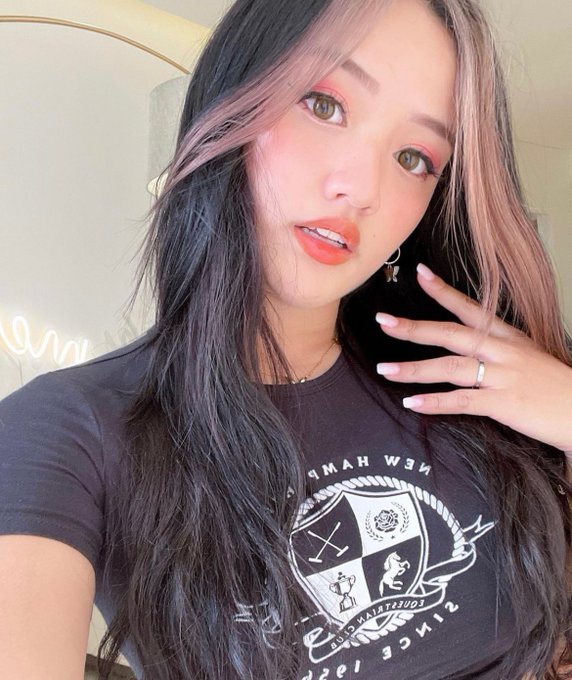 October is the best month ☺️🥴 https://t.co/YkrbcZuiDe