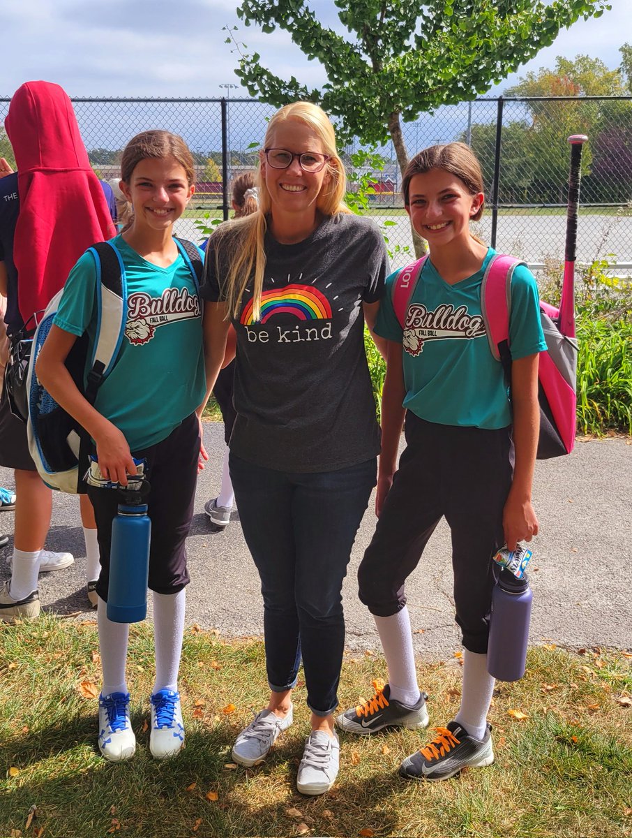 The girls 3rd grade teacher came to watch them play today! This is why they love her! She goes beyond the classroom and has a continuing interest in my girls. 🥰 Thank you Mrs. Scarpelli! #osd135 <a href="/scarpelli_room8/">Scarpelli_liberty</a> #libertypatriots135 <a href="/JerlingJayhawks/">Jerling Junior High</a> #jerlingjayhawks