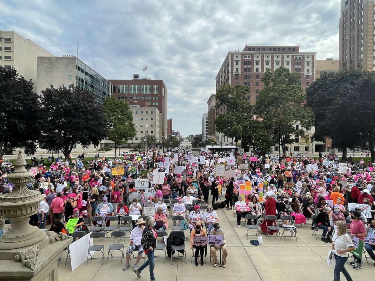 SenStabenow's tweet photo. Thank you everyone for standing strong to protect our reproductive rights! The stakes have never been higher for women across our country! #WomensMarch2021 https://t.co/dxx2mqFWXv