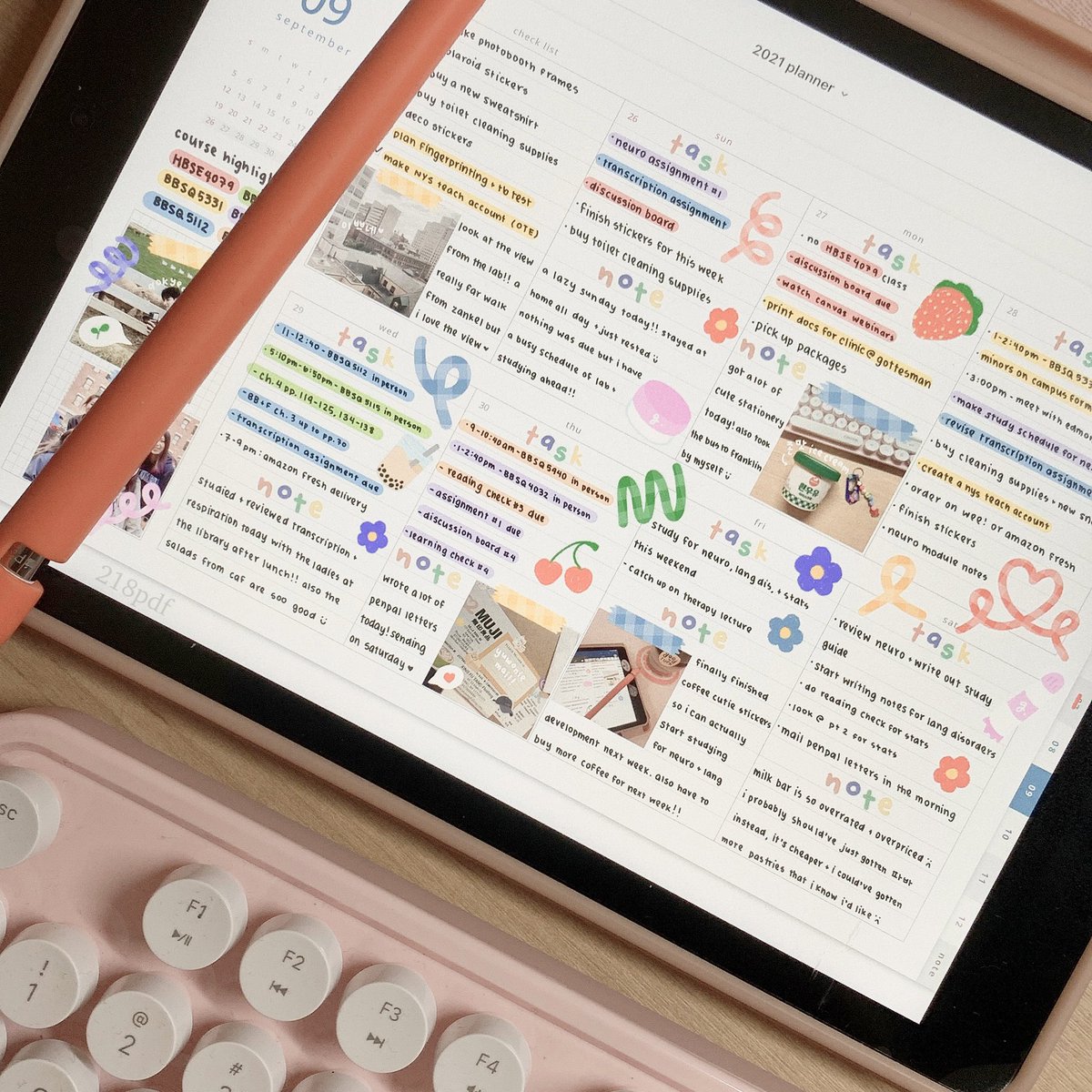218pdf's tweet photo. paper &amp; digital 🌱🖍

#studytwt #goodnotes #lifestyletwt https://t.co/ANBTjv2152