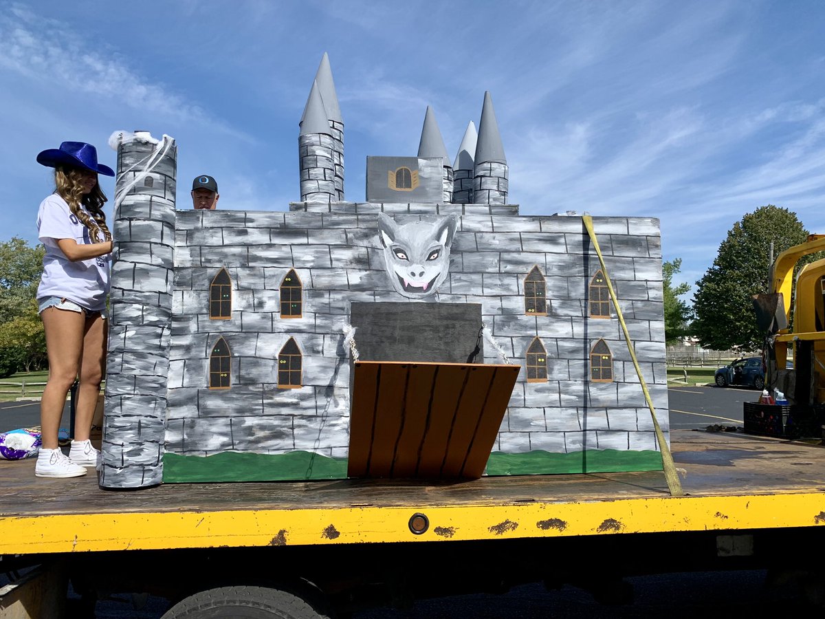 Homecoming Parade!!@OSchoolsPR  <a href="/OHSSAO/">OHS Stdt Activities</a> @TeachMitch <a href="/DianeProvvido/">Diane Provvido</a> #classof2023