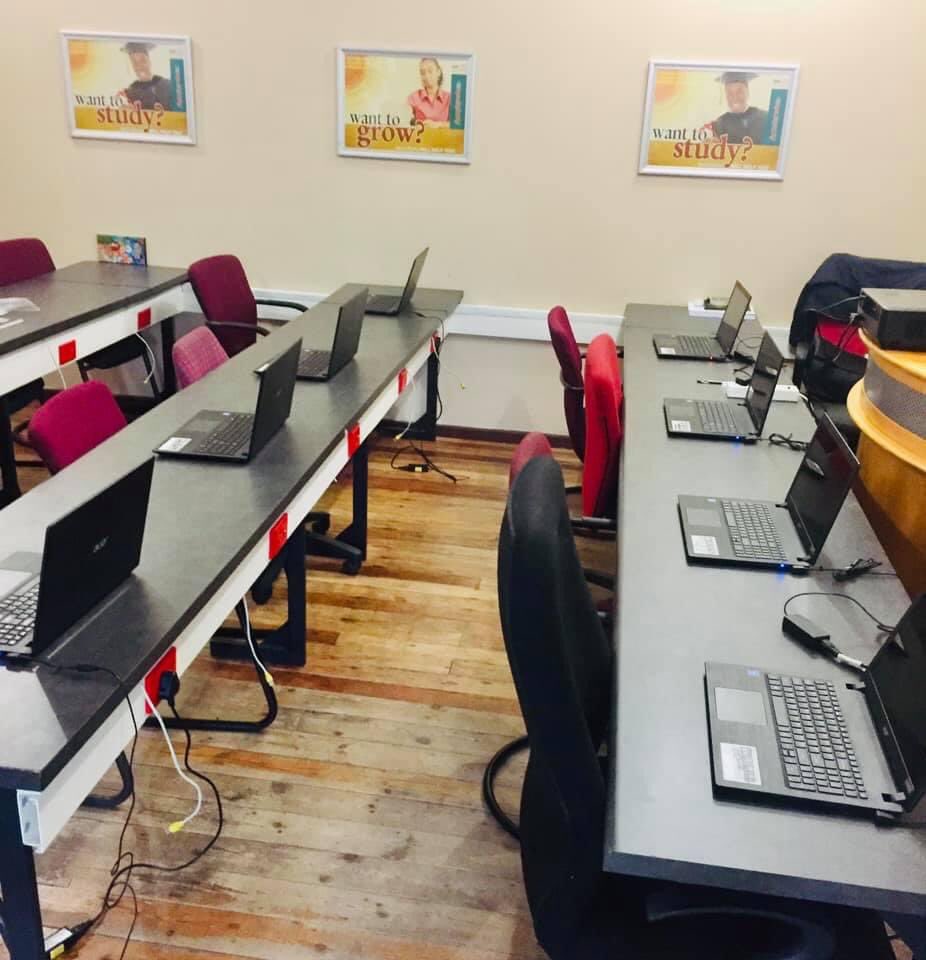 MaranathaCare's tweet photo. The phenomenal #NewtonCollege team started a #computerlesson program for staff & young people alike!
These technical skills are vital. This initiative will provide essential work skills for 10 participants!
So this week was the official launch of VTECH! #vtech #virtualtech π https://t.co/E75uyhqkK8