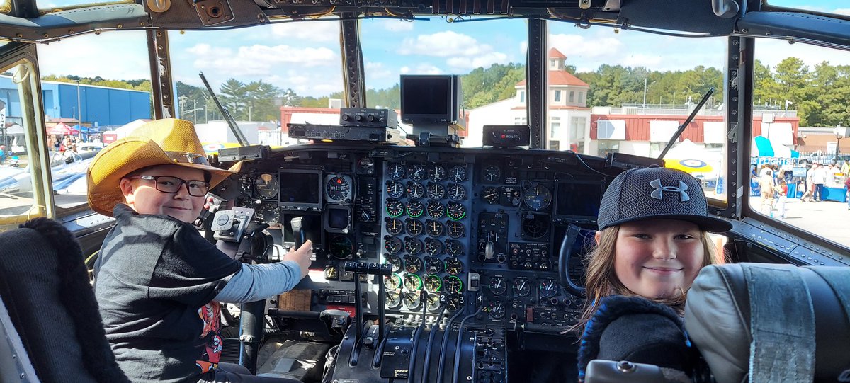 kevbritt's tweet photo. Sussex County Airport Wings &amp; Wheels Show https://t.co/qobeyUv4RW