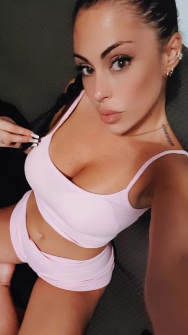 Buenas noches ❤ https://t.co/pqYkpndDjt<a href="/tag/nuevafotodeperfil"class="tags"><span>#nuevafotodeperfil</span></a>