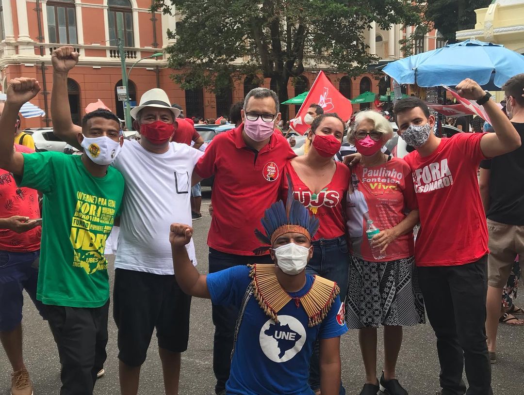 espacoparaense's tweet photo. Hoje mais uma vez o @pcdob_belem esteve nas ruas da capital paraense pra dizer #ForaBolsonaro…. @pcdob_oficial a luta pela democracia!
#ForaBolsonaro #forabolsonarogenocida #politica #vempropcdob #pcdob #belem #pará #amazônia #2OutForaBolsonaro https://t.co/SlC1uIzaHl