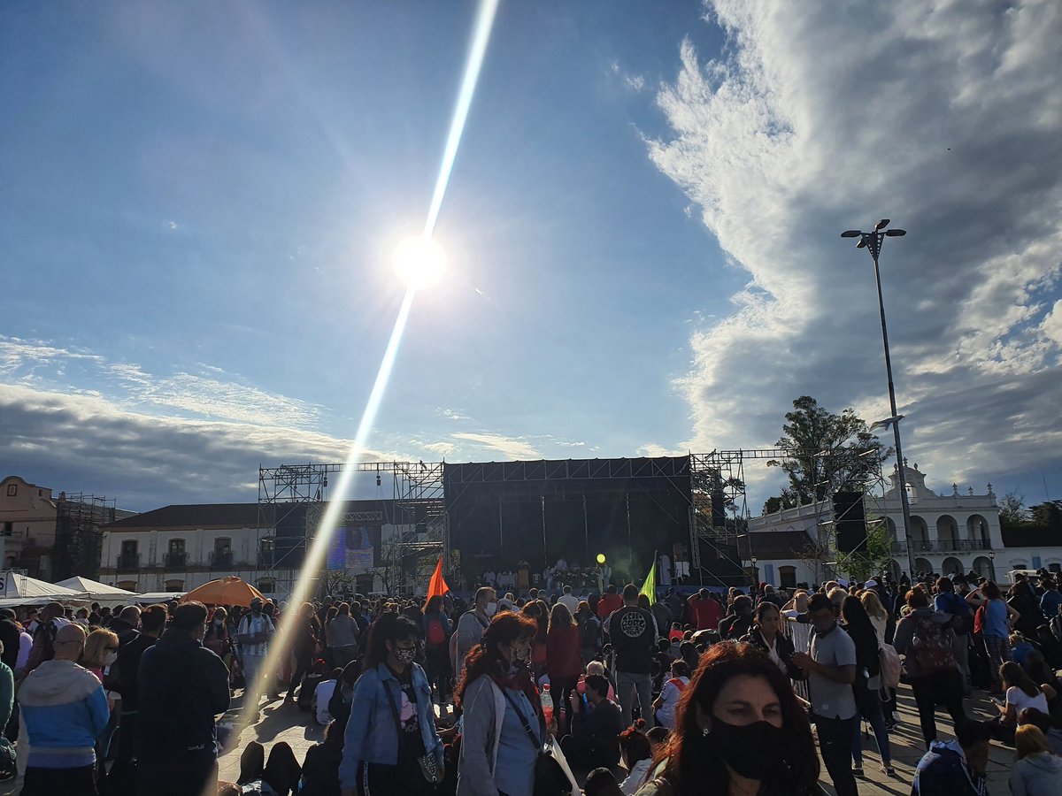 RamonBernabeA's tweet photo. Lllegamos... (un año más), con pandemia y protocolo pero la FE intacta para agradecer.
#Lujan2021 https://t.co/5CTjdqBI3Q