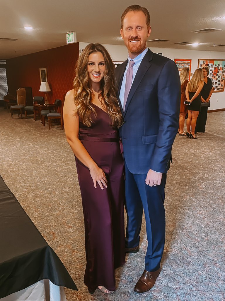 samtadcock's tweet photo. Mom &amp; Dad @NateAdcock58 https://t.co/qIswPnPYBa