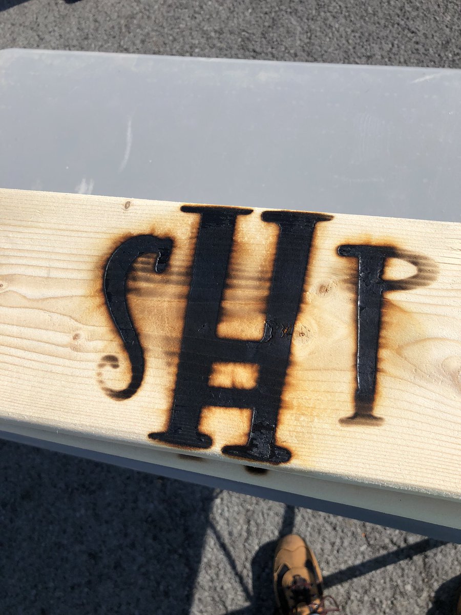 SKNWinterfest's tweet photo. Only 3 mos. ‘til #Skaneateles #Winterfest! On gorgeous autumn day ice sculptures and polar plunges seem so far away. Won’t be long ‘til winter fun. Today #SkaneatelesSunrise @Rotary was at #AuburnNY @ShpBeds at the #Spooktacular bed build. The ‘brand’ looks good! #ServiceOverSelf https://t.co/10lyEoF1fC