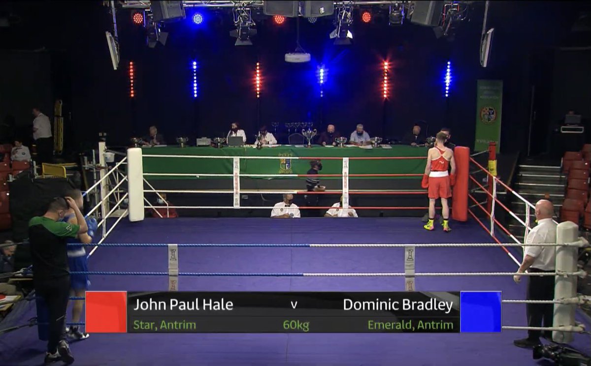 UlsterSchSport's tweet image. Some great 🥊 boxing 🥊 by final year Sport &amp;amp; Exercise Science student @dominicbradley_ at the @IABABOXING #IrishEliteChamps tonight! 👏👏
#ProudOfUU #CloseContest