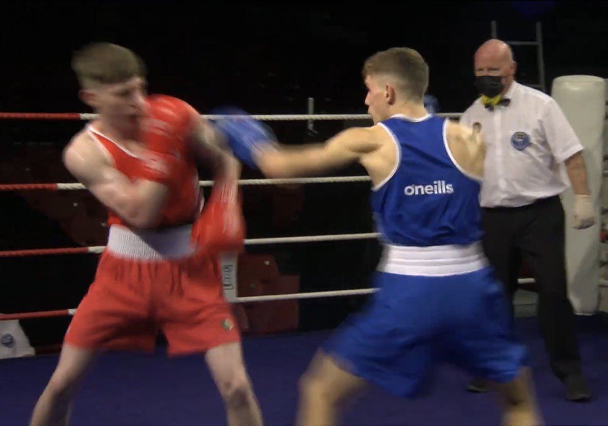 UlsterSchSport's tweet image. Some great 🥊 boxing 🥊 by final year Sport &amp;amp; Exercise Science student @dominicbradley_ at the @IABABOXING #IrishEliteChamps tonight! 👏👏
#ProudOfUU #CloseContest