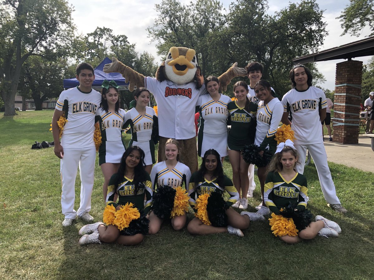 Thanks “Coop” and the Cheer squad from Elk Grove High School for cheering on the walkers at the Little City Hero Walk today!  #community #heros #walk #littlecity #support #teamwork ⁦<a href="/boomersbaseball/">Schaumburg Boomers</a>⁩ ⁦<a href="/ElkGrove_HS/">Elk Grove High Sch.</a>⁩ ⁦<a href="/MsRandallEGHS/">Jackie Randall</a>⁩ ⁦<a href="/LittleCityOrg/">Little City</a>⁩