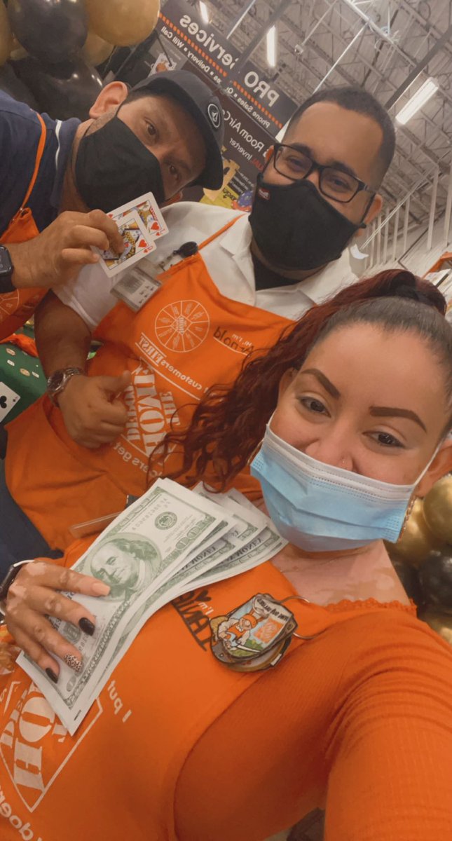 Tania Lozano tweet media