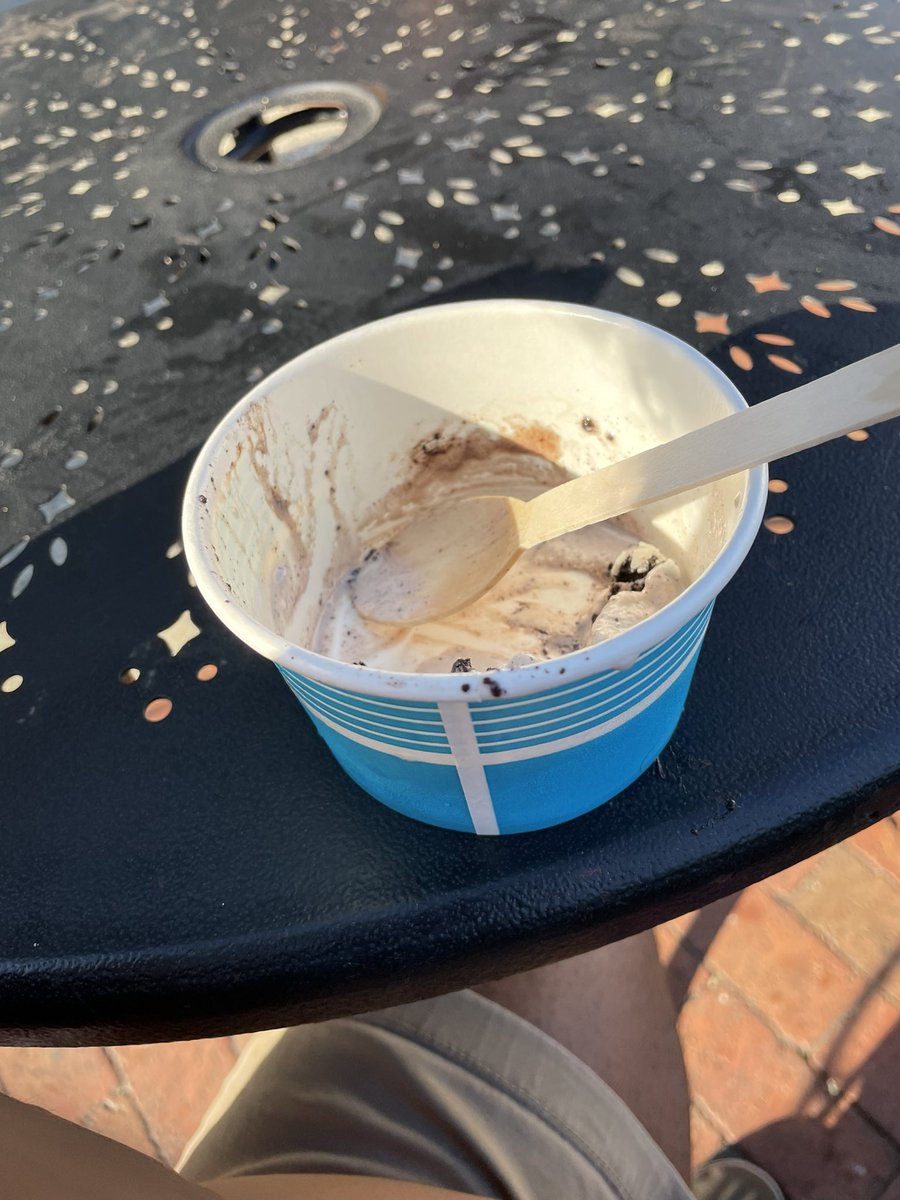 Enjoyed the spoils of a Carolina victory earlier with my daughter as we went for some ice cream on Franklin #GDTBATH. UNC v. Duke = win. Papa &amp; Daughter vs. Cup of Ice Cream = win <a href="/GoHeels/">UNC Tar Heels</a>