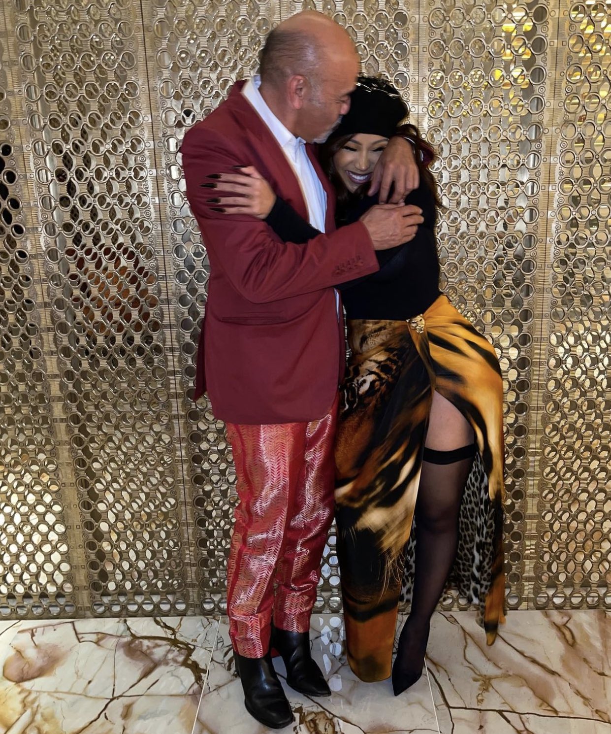 on X: Cardi B having dinner with Christian Louboutin last night. — #PFW.   / X