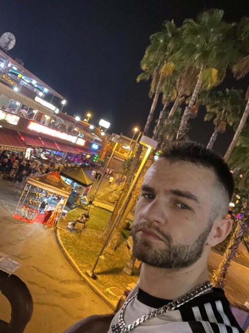 Made it !! Gran can https://t.co/hI0kGPrRQg